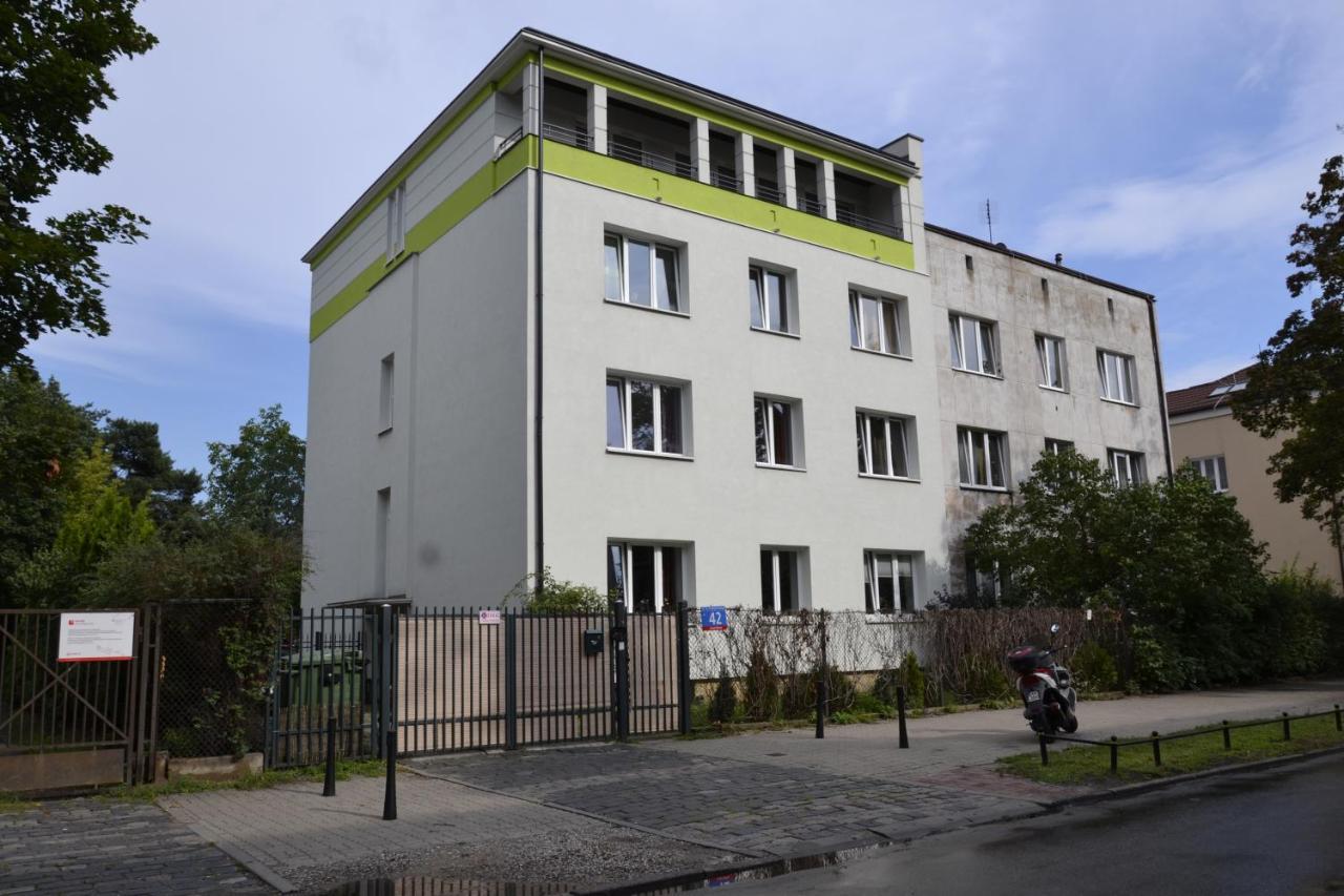 Warszawa Stare Bielany Bed & Breakfast Екстериор снимка